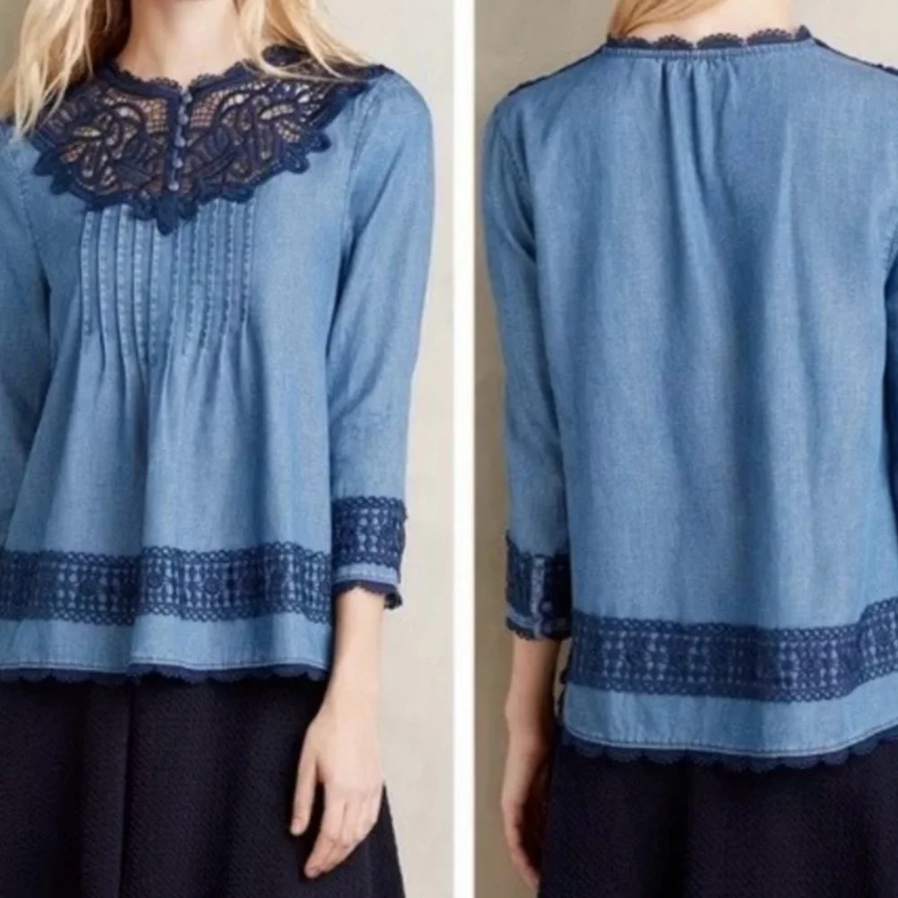 ANTHROPOLOGIE HOLDING HORSES Perra Chambray Lace Swing Top—SZ. 6